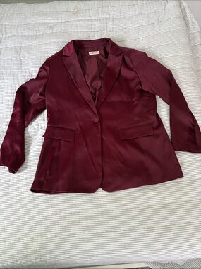Woman Burgundy Satin Blazer